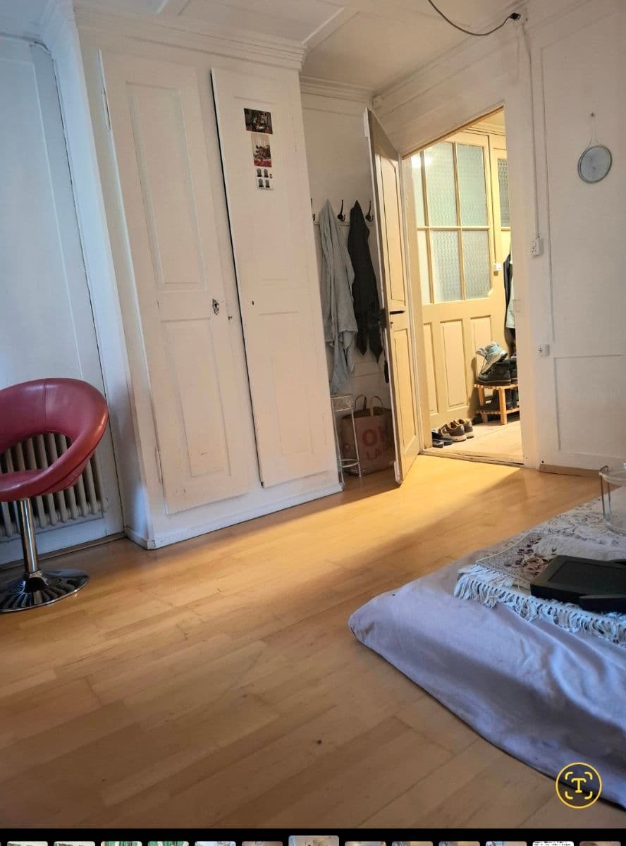 Chambre en colocation · Pfäffikon ZH (8330) — photo 1