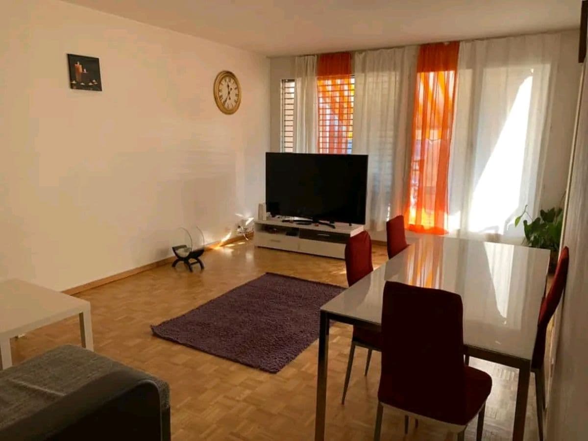 Chambre en colocation · Avenue Adrien-Jeandin 37, 1226 Thônex, Genève (Thônex) — photo 1