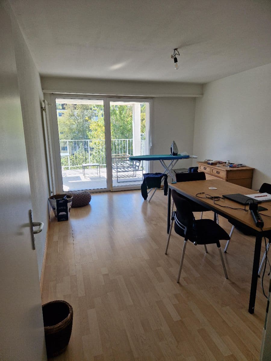 Chambre en colocation · Dietikon (Dietikon) — photo 1
