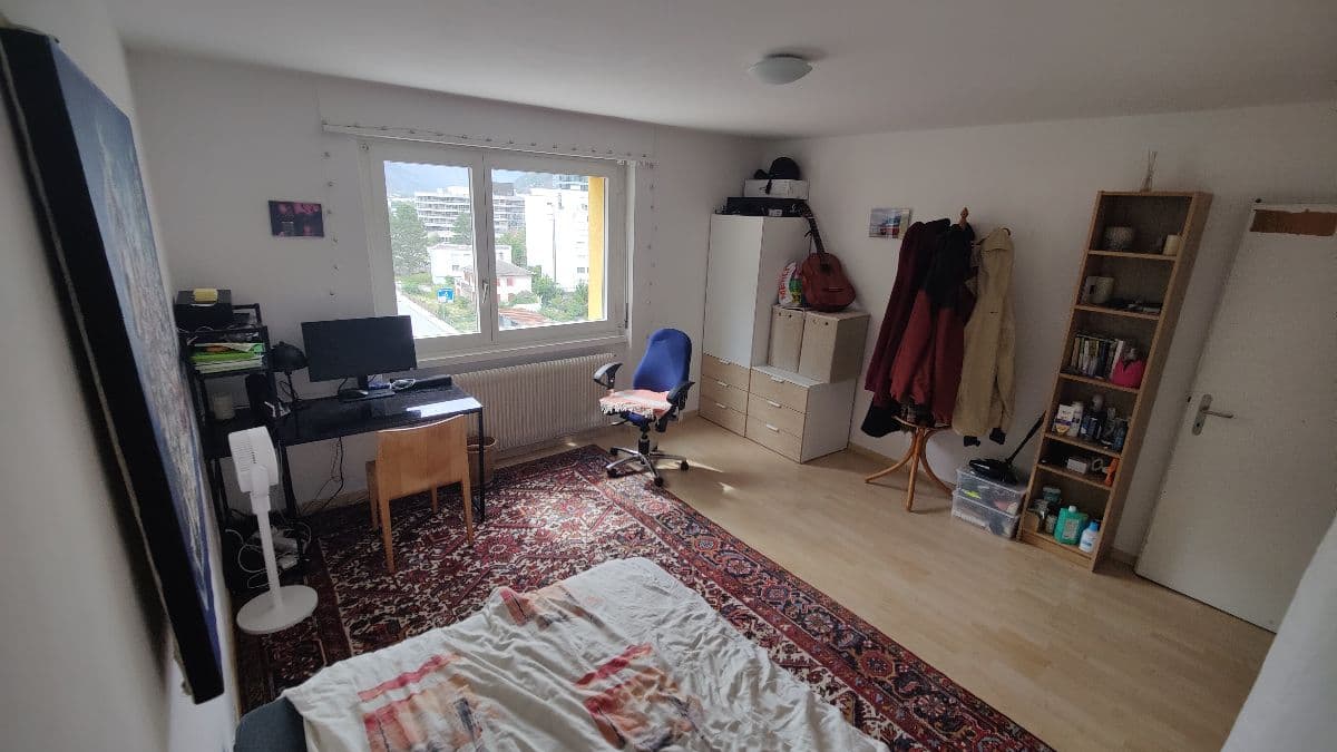 Chambre en colocation · Brig (Brig) — photo 1