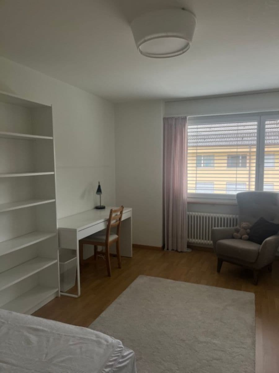 Chambre en colocation · Kollbrunn (Kollbrunn) — photo 1